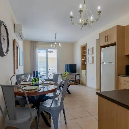 Lägenhet The Pearl 9 -2Br Poolside Retreat At Mythical Sands, Protaras Paralimni