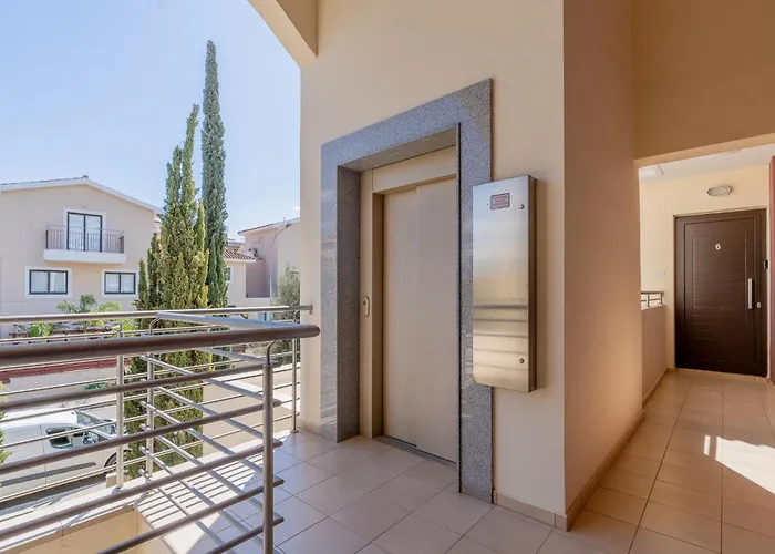 아파트 The Pearl At Mythical Sands 9 Protaras *